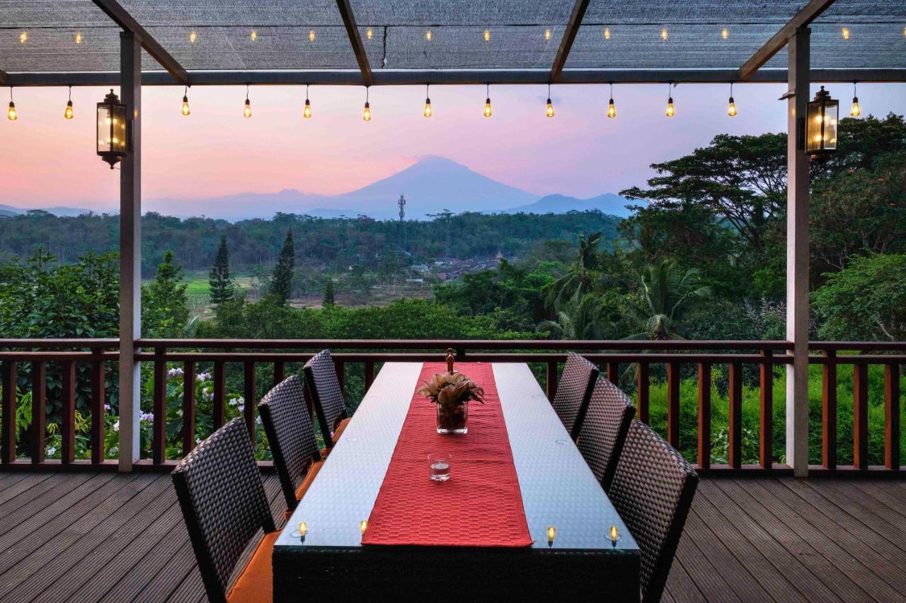 Puri Asri Hotel & Resort Magelang Exterior photo