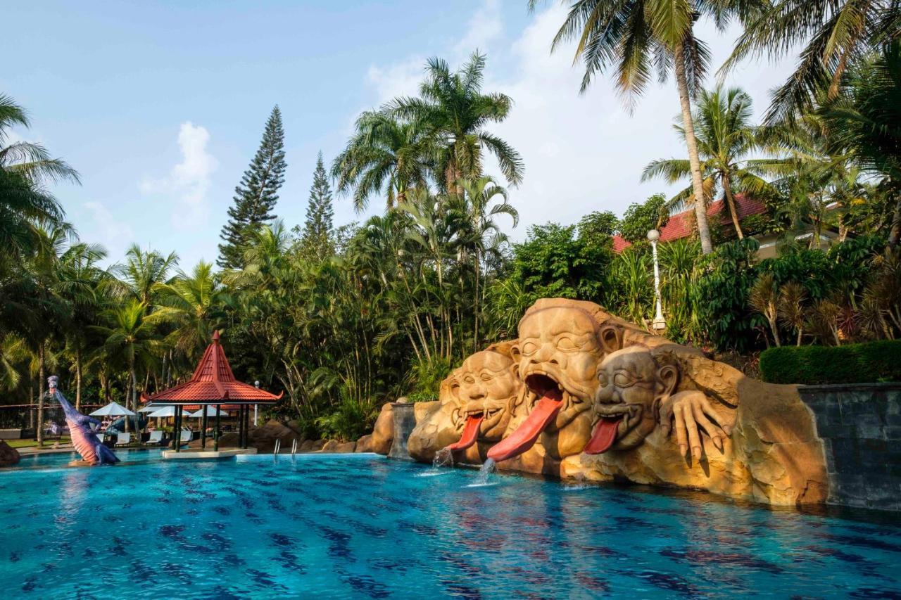 Puri Asri Hotel & Resort Magelang Exterior photo